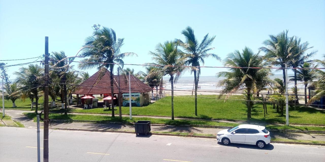 Apto Aluguel Na Temporada Pe Na Areia Peruibe Sp Dış mekan fotoğraf